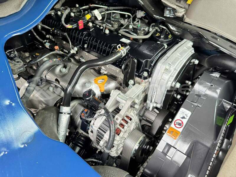 Big with watermark toyota hiace hanoi an giang 48886