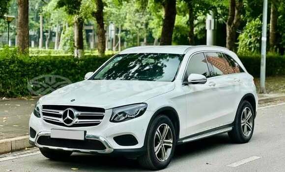 Mua Đã sử dụng Mercedes-Benz GLC 200 Xe ô tô Mua Đã sử dụng Mercedes-Benz GLC 200 Xe ô tô