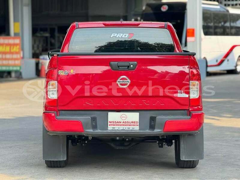 Big with watermark nissan navara hanoi ha noi 48916