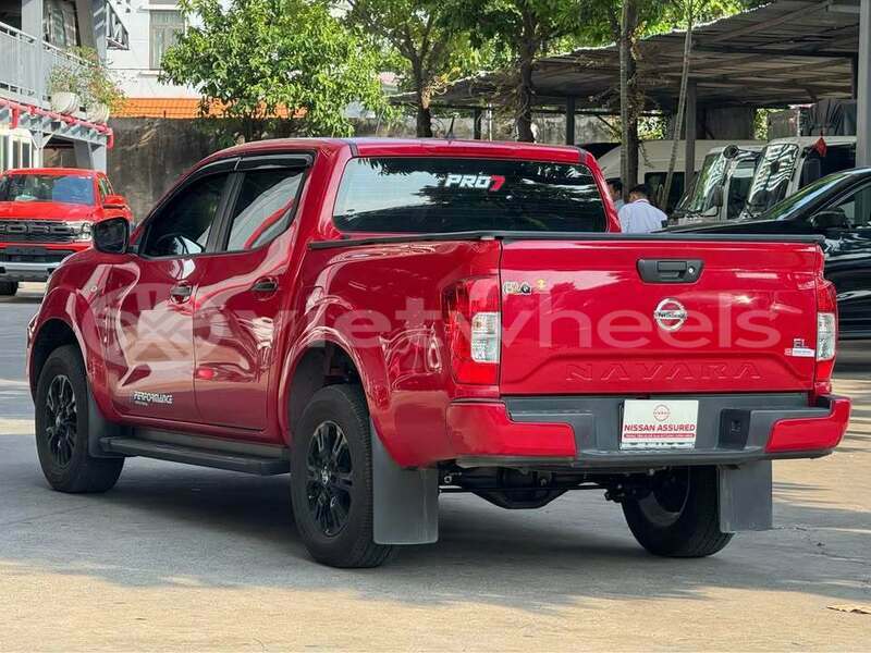 Big with watermark nissan navara hanoi ha noi 48916