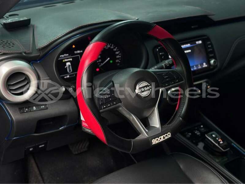 Big with watermark nissan kicks hanoi gia lai 48921