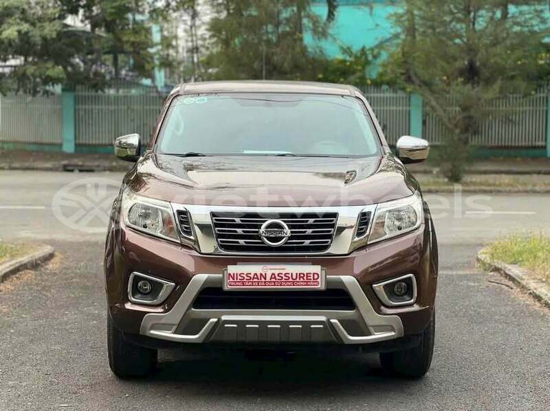 Big with watermark nissan navara hanoi hue 48940