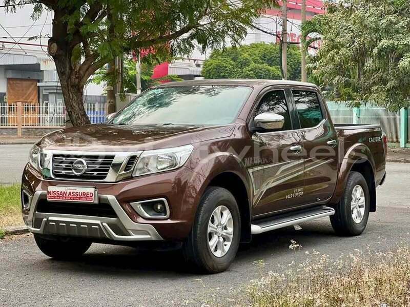 Big with watermark nissan navara hanoi hue 48940