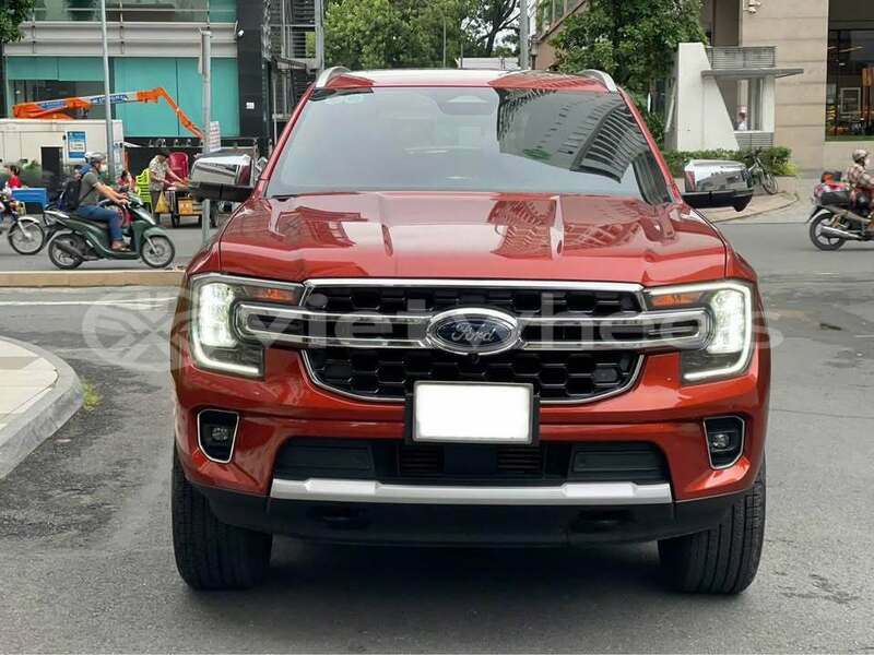 Big with watermark ford everest hanoi hue 48943