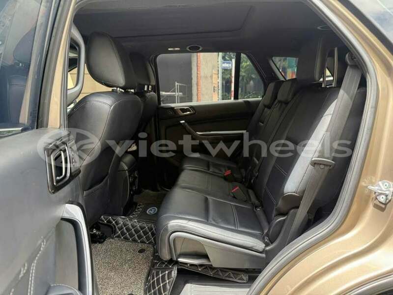 Big with watermark ford everest hanoi can tho 48945