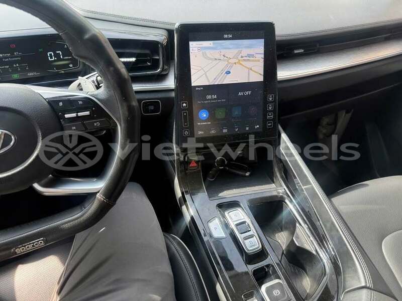 Big with watermark hyundai custin hanoi hue 48955