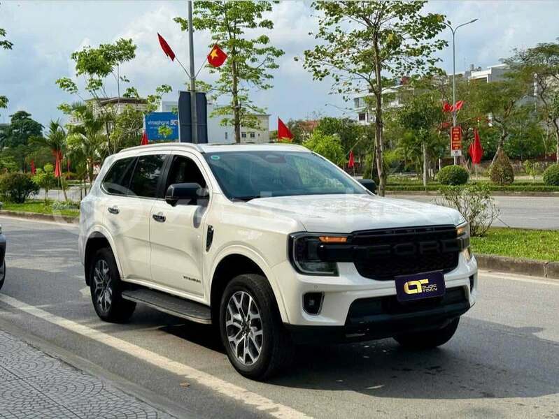 Big with watermark ford everest hanoi hue 48960