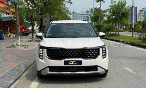 Mua Đã sử dụng KIA Carnival Xe ô tô Mua Đã sử dụng KIA Carnival Xe ô tô