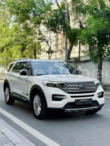 Big with watermark ford explorer hanoi can tho 48981