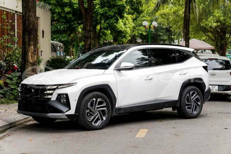Big with watermark hyundai tucson hanoi can tho 48982