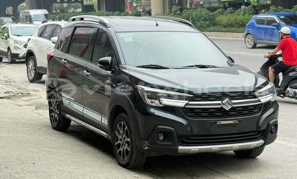 Buy Used Suzuki XL7 Car Buy Used Suzuki XL7 Car