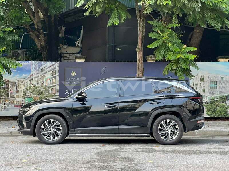 Big with watermark hyundai tucson hanoi ha noi 49001