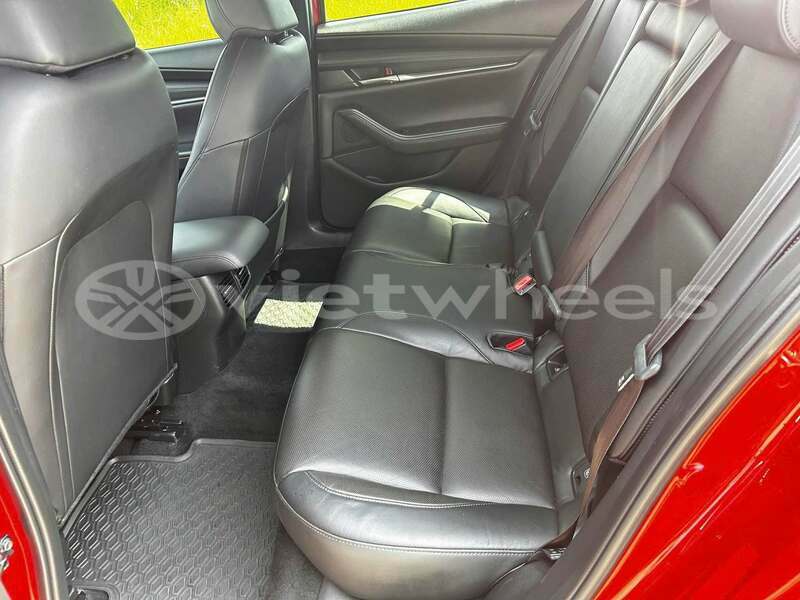 Big with watermark mazda 3 hanoi gia lai 49006