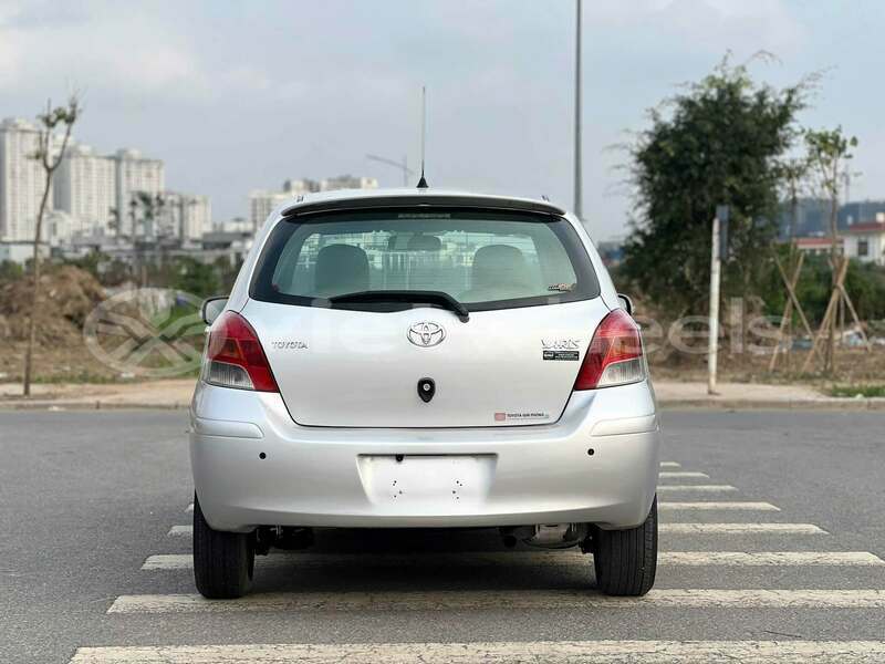 Big with watermark toyota yaris hanoi hue 49008