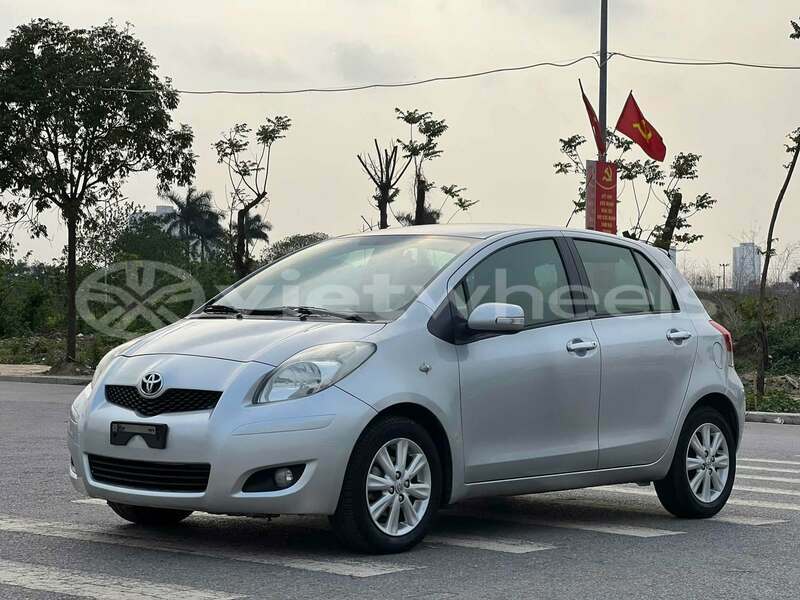 Big with watermark toyota yaris hanoi hue 49008