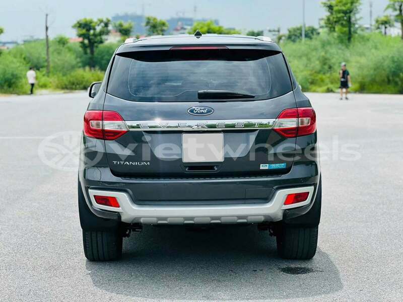Big with watermark ford everest hanoi hue 49009