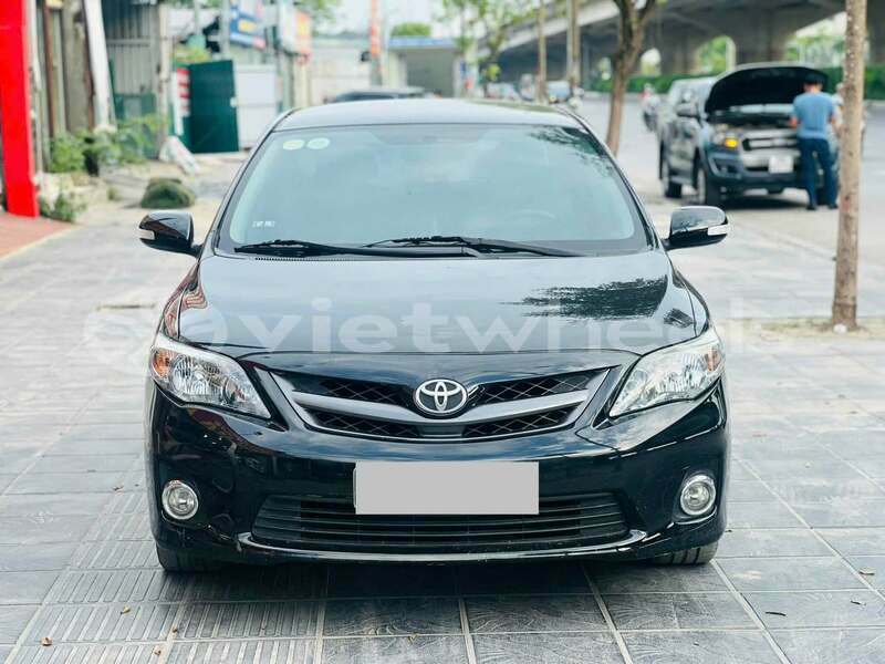 Big with watermark toyota altis hanoi hue 49013