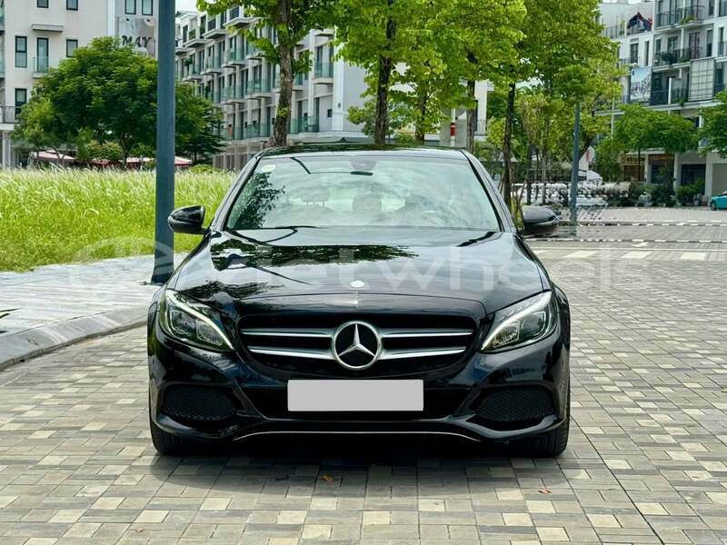 Big with watermark mercedes benz c class hanoi can tho 49016