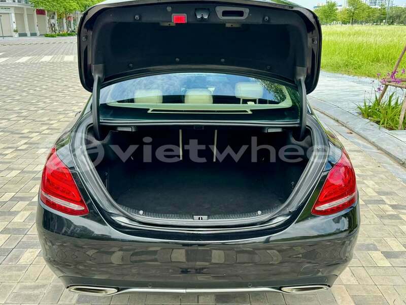 Big with watermark mercedes benz c class hanoi can tho 49016