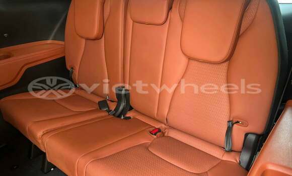 Buy Used KIA Carnival Car Buy Used KIA Carnival Car