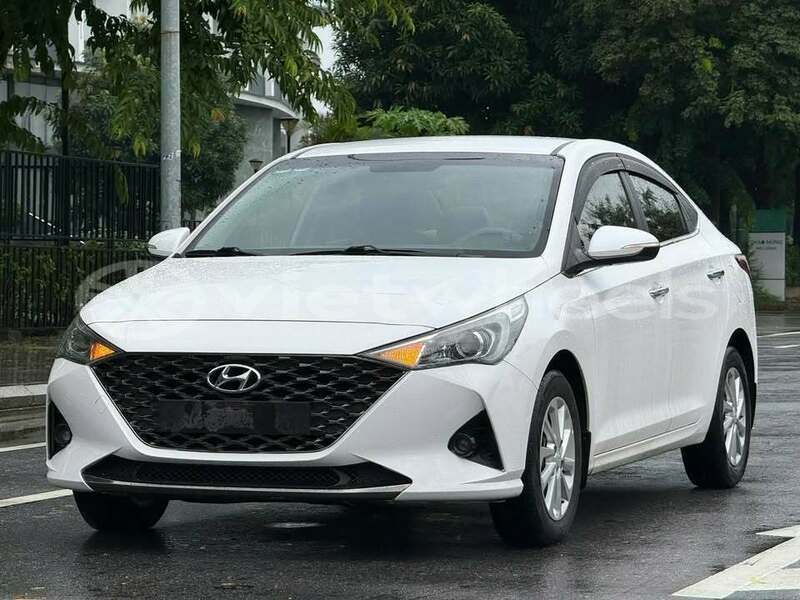 Big with watermark hyundai accent hanoi ha noi 49030