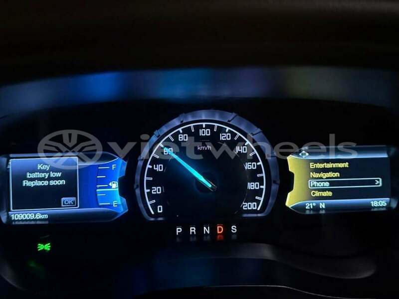 Big with watermark ford everest none bac ninh 49035
