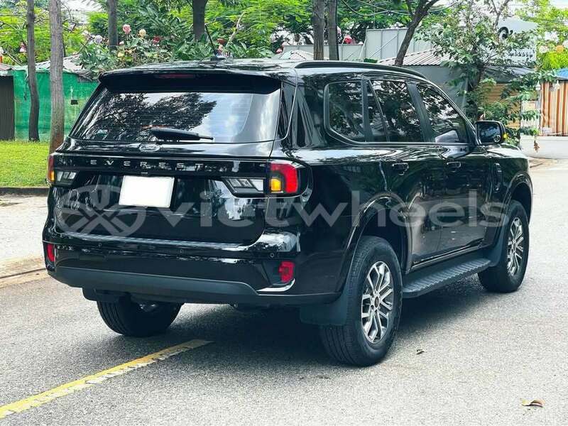 Big with watermark ford everest hanoi hue 49039