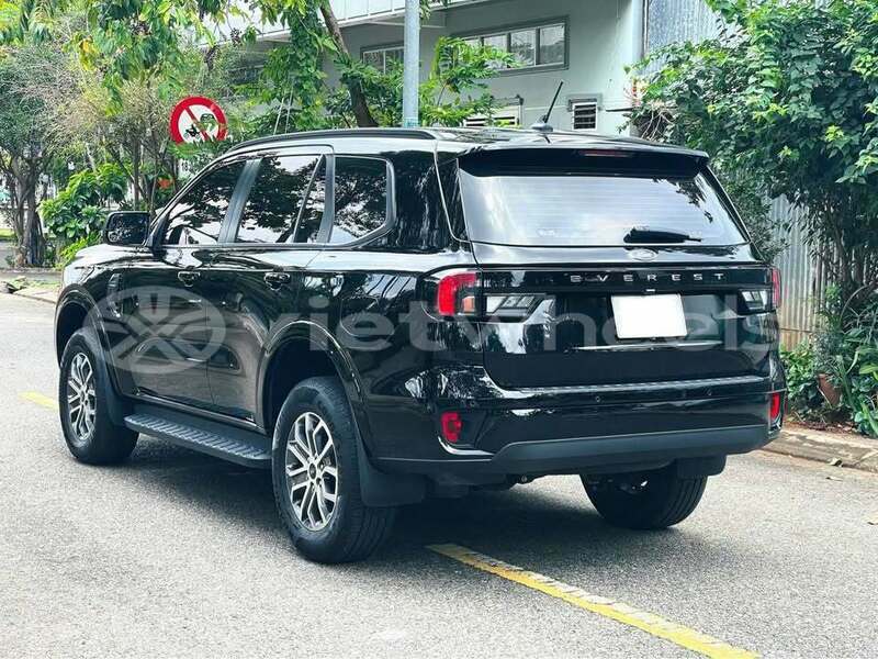 Big with watermark ford everest hanoi hue 49039