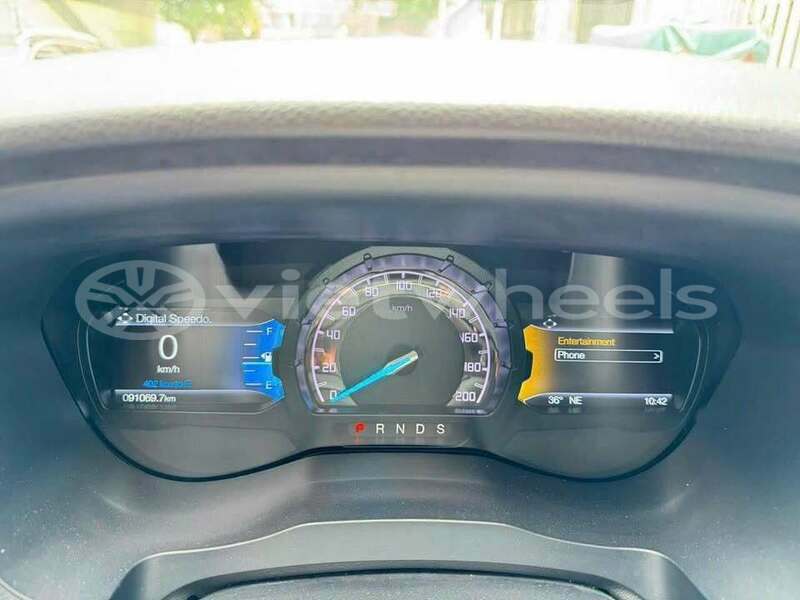 Big with watermark ford everest none cao bang 49044