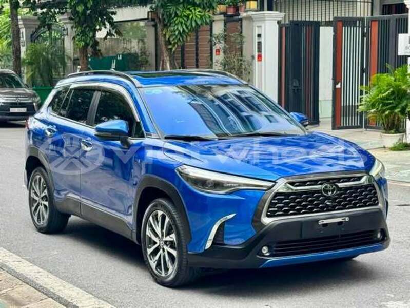 Big with watermark toyota corolla cross hanoi hue 49055