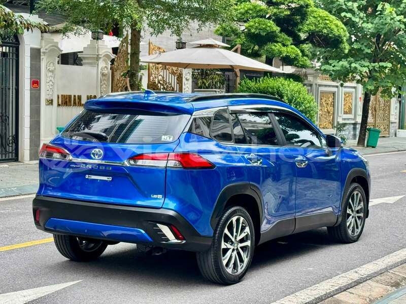 Big with watermark toyota corolla cross hanoi hue 49055
