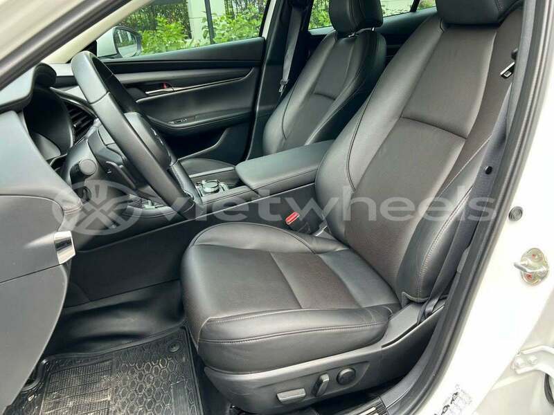 Big with watermark mazda 3 hanoi hue 49066