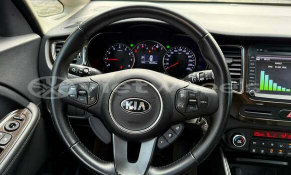 Buy Used KIA Rondo Car Buy Used KIA Rondo Car