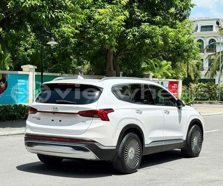 Big with watermark hyundai santa fe hanoi hue 49074