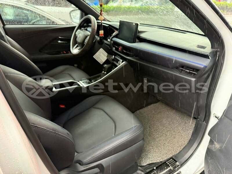 Big with watermark toyota yaris none cao bang 49075