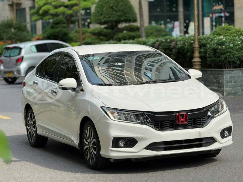 Big with watermark honda city hanoi can tho 49083