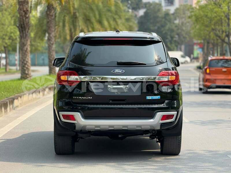 Big with watermark ford everest hanoi can tho 49089