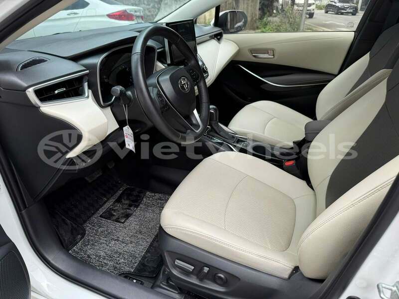 Big with watermark toyota altis hanoi can tho 49090