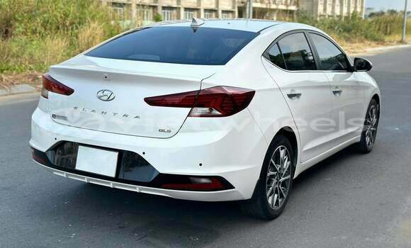 Buy Used Hyundai Elantra Car Buy Used Hyundai Elantra Car