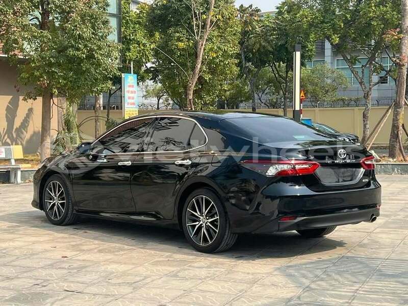 Big with watermark toyota camry hanoi hue 49114