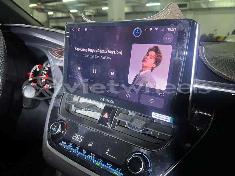 Big with watermark toyota corolla cross hanoi hue 49117