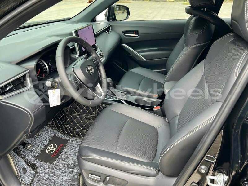 Big with watermark toyota corolla cross hanoi hue 49117