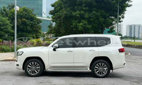 Buy Used Toyota LAND CRUISER Car Buy Used Toyota LAND CRUISER Car