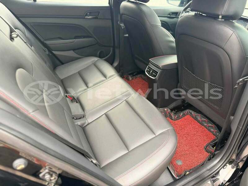 Big with watermark hyundai elantra hanoi hue 49124