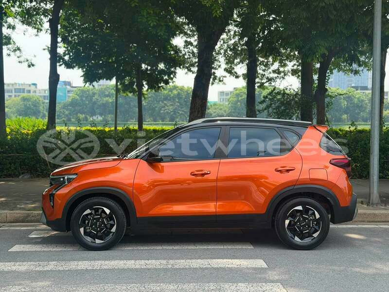 Big with watermark kia sonet hanoi hue 49126