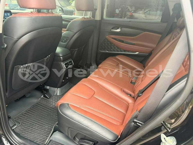 Big with watermark hyundai santa fe hanoi hue 49129