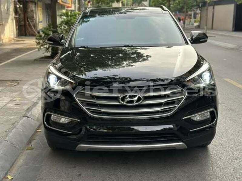 Big with watermark hyundai santa fe hanoi hue 49133