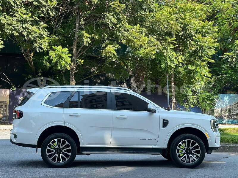 Big with watermark ford everest hanoi can tho 49144