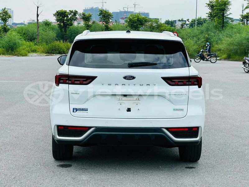 Big with watermark ford territory hanoi can tho 49145