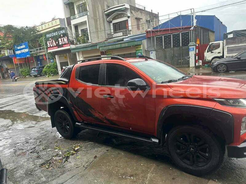 Big with watermark mitsubishi triton hanoi can tho 49148